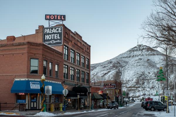 The Palace Hotel front entrance with a snow-covered S-Mountain in the background